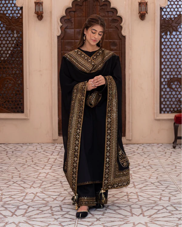 Black Bloom – A 3-Piece Statement Suit